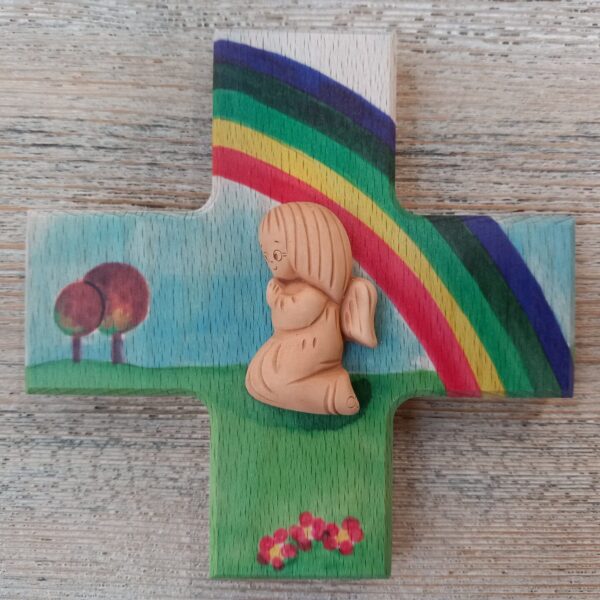 Holzkreuz mit Schutzengel aus Ton